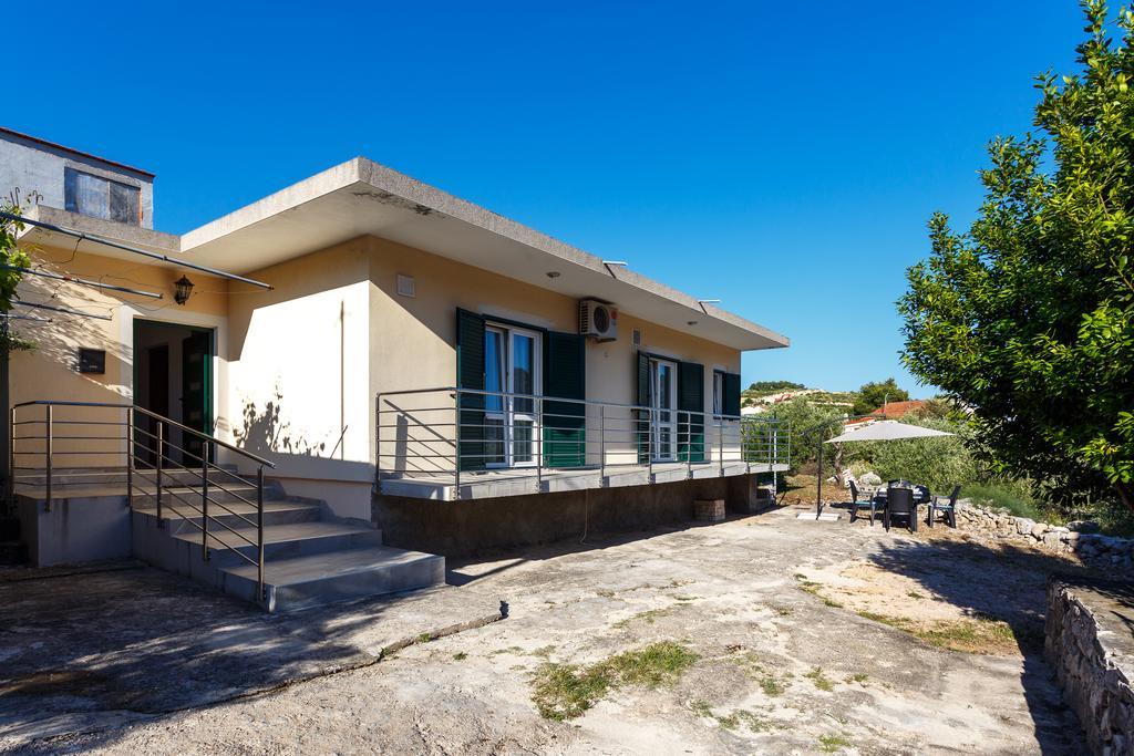 Holiday Home Iris مارينا المظهر الخارجي الصورة